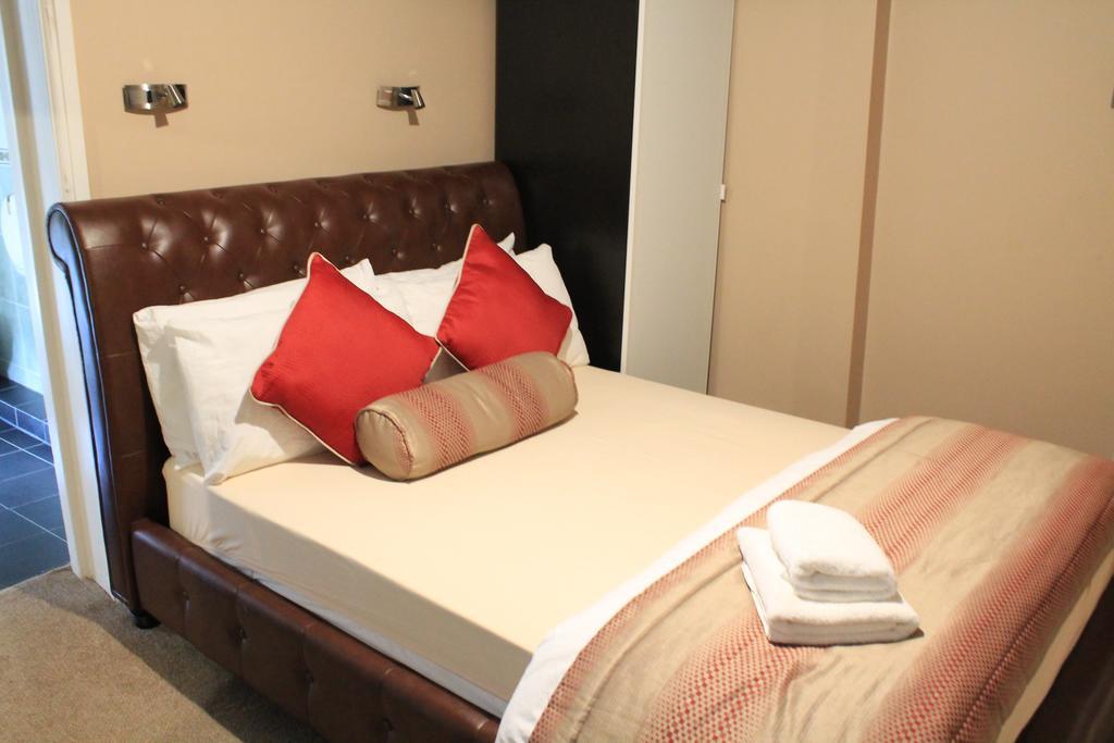 Skylark 3*