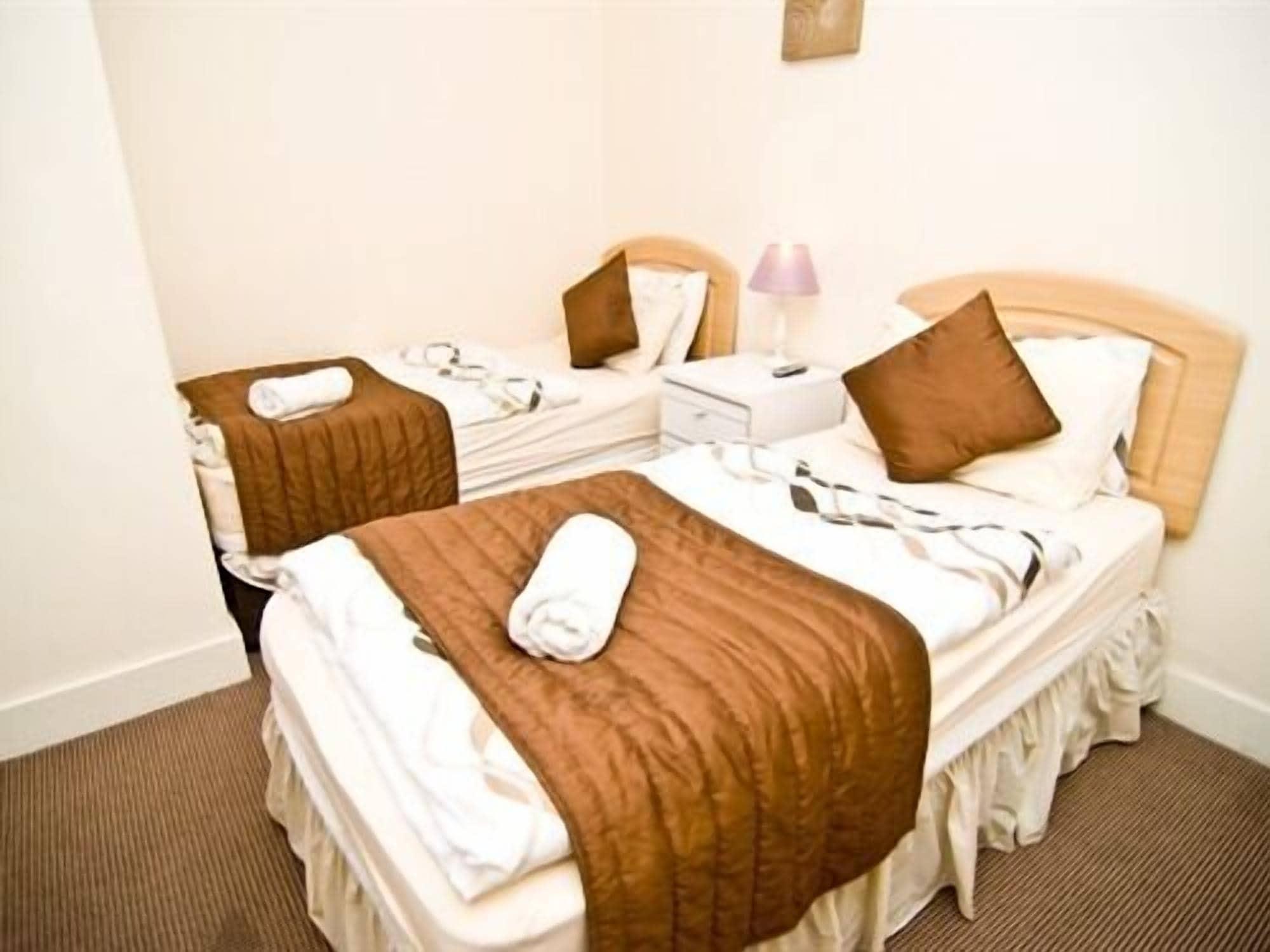 Skylark Гостевой дом 3*